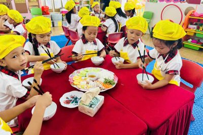 Giờ ăn ngủ của các con lớp 5TA